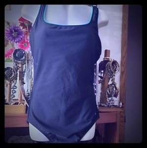 Speedo Swimming suite one pice good condition